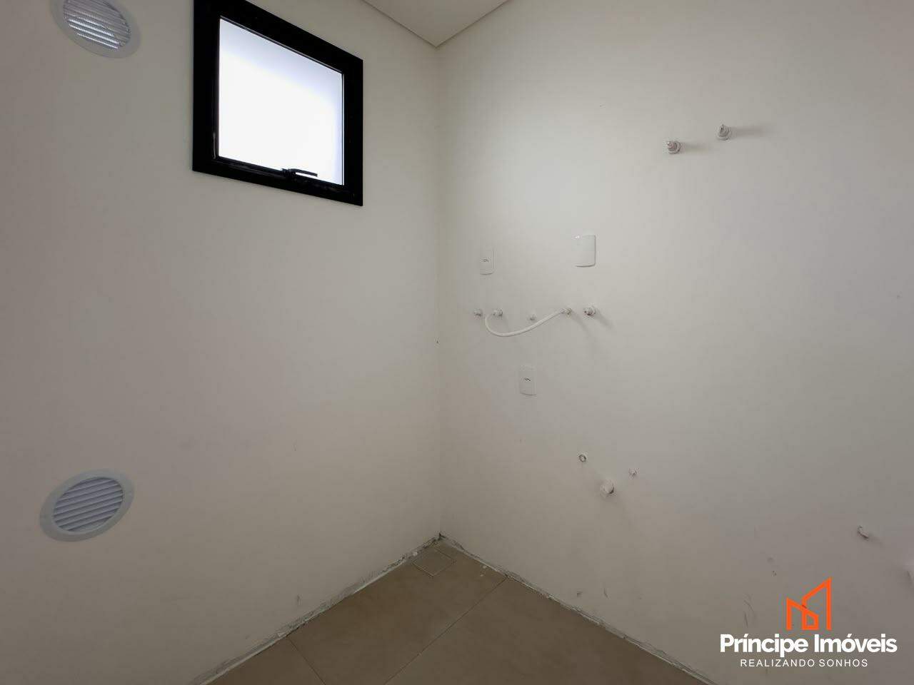 Geminado à venda em Joinville, Floresta, 3 quartos: 