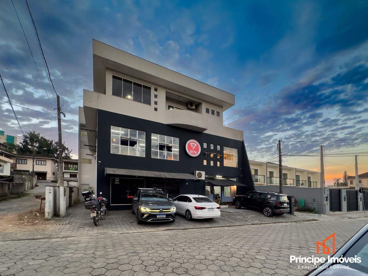 Casa à venda em Joinville, Floresta, 3 quartos: 