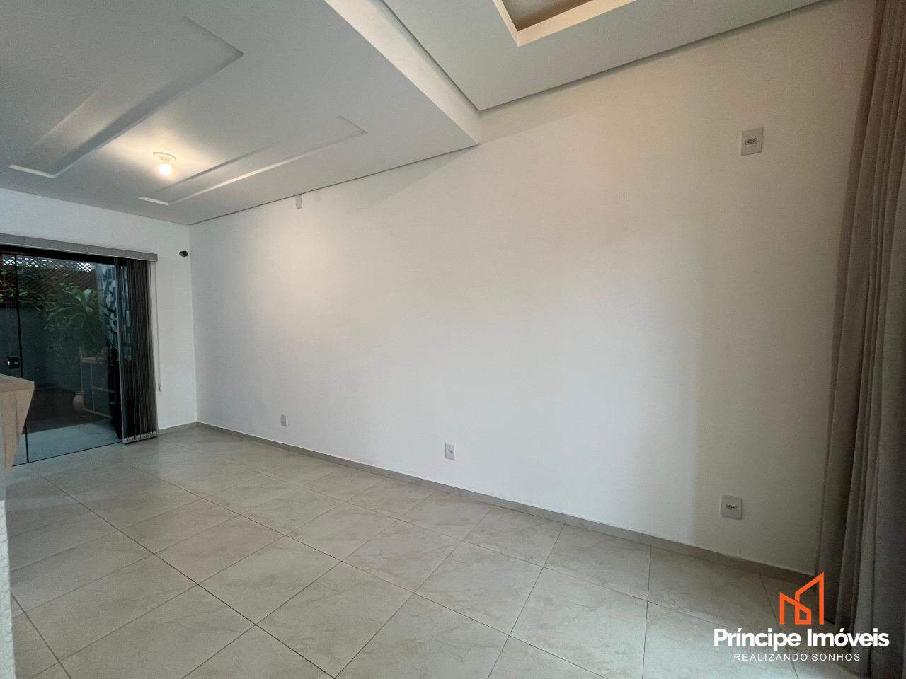 Geminado à venda em Joinville, Glória, 3 quartos: 
