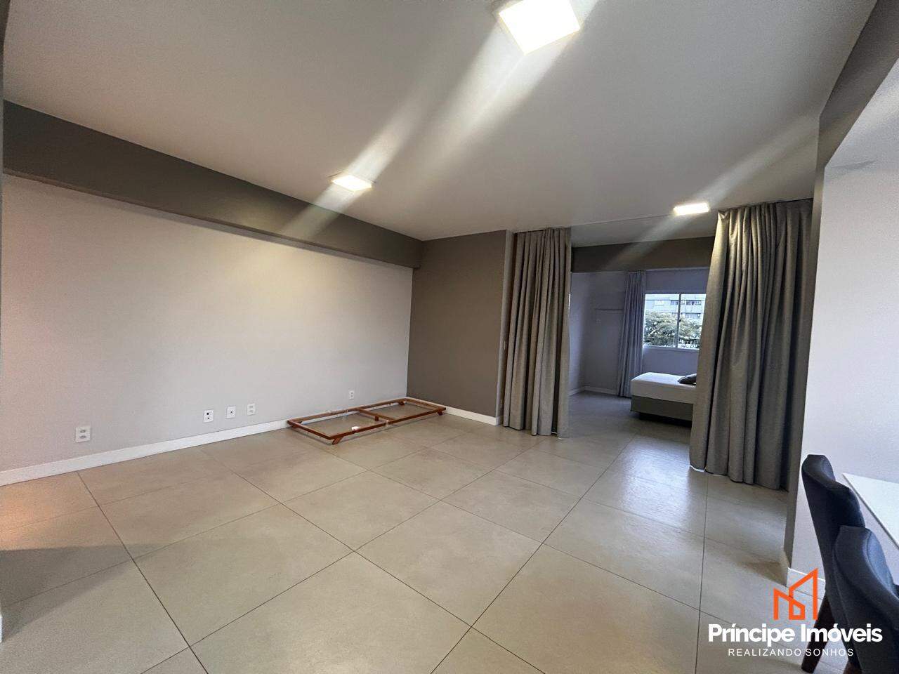 Apartamento para aluguel em Joinville, Anita Garibaldi, 1 quarto: 