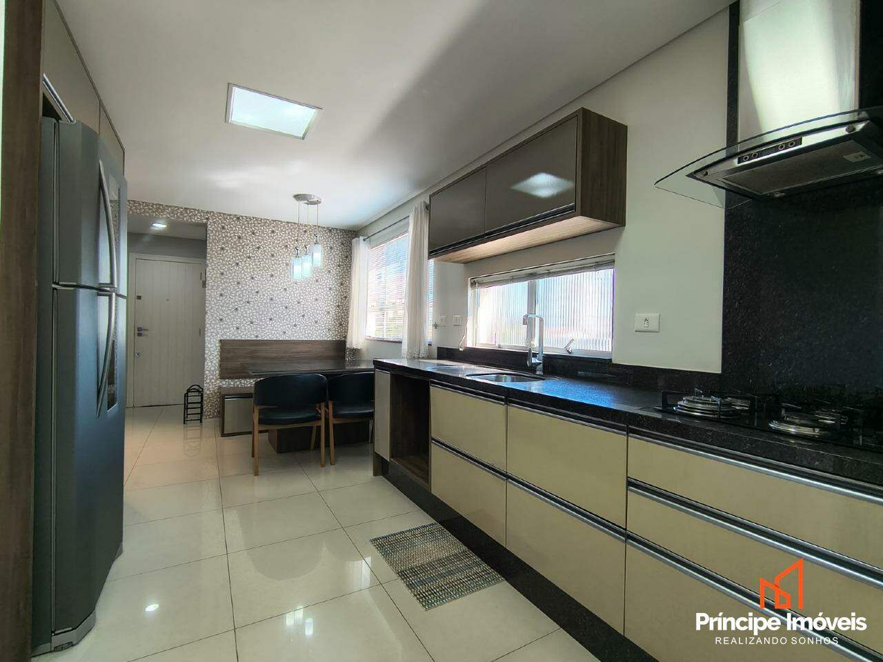Apartamento para aluguel em Joinville, Anita Garibaldi, 4 quartos: 