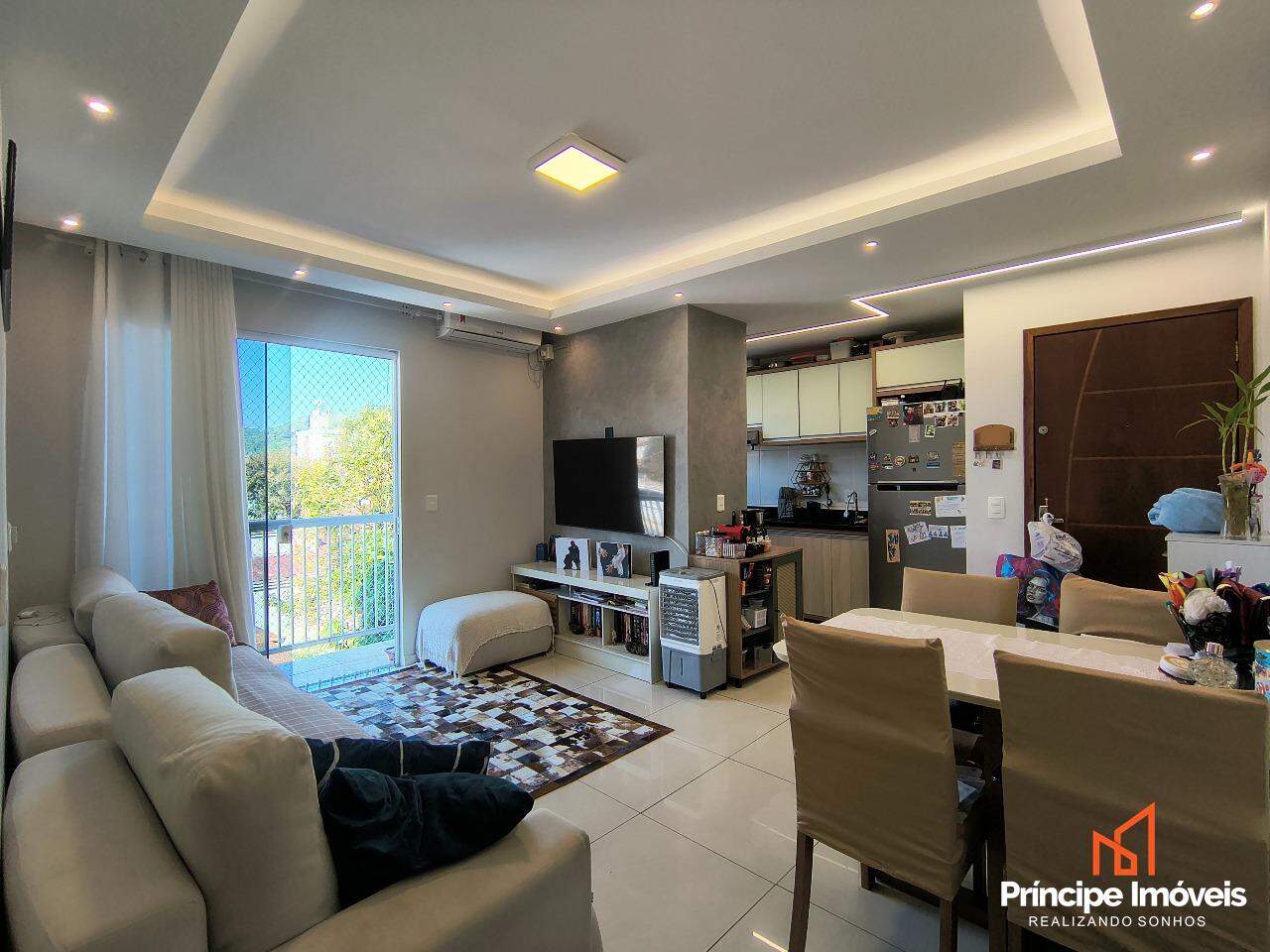 Apartamento à venda em Joinville, Guanabara, 2 quartos: 