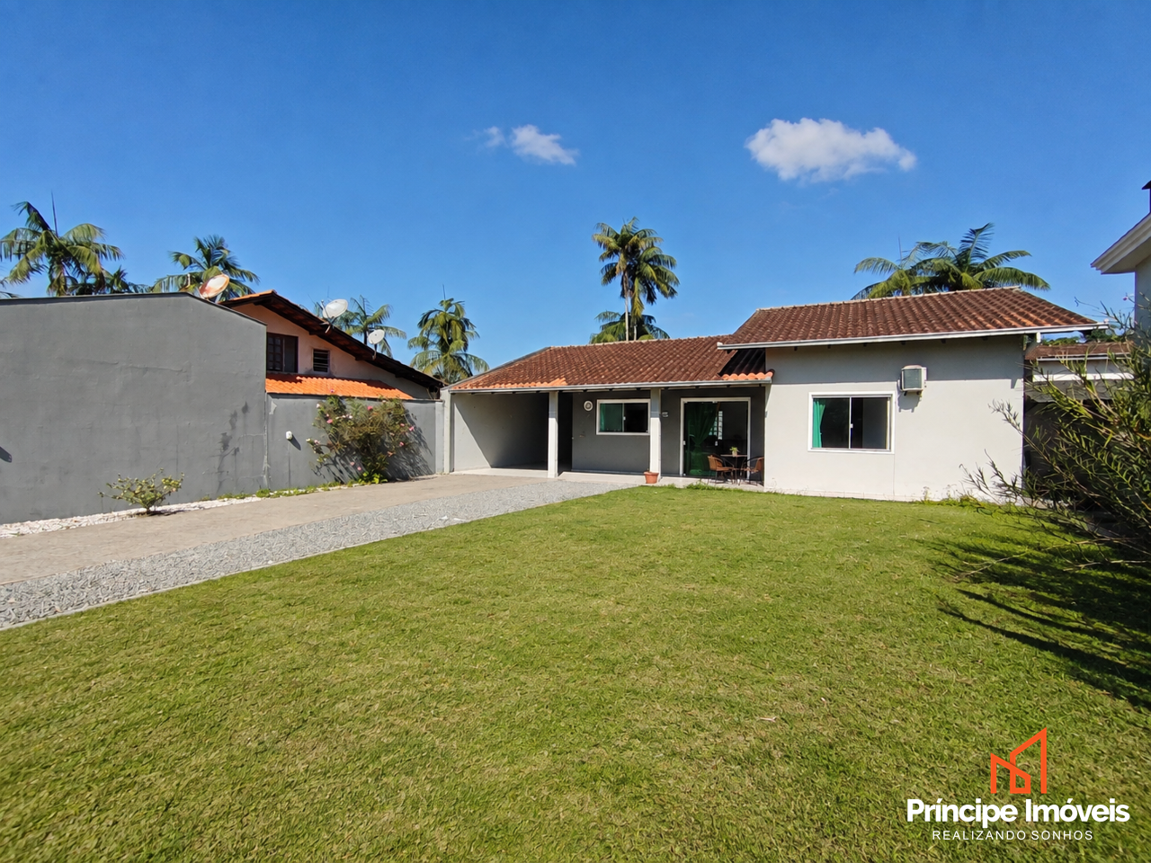 Casa à venda em Joinville, Boa Vista, 3 quartos: 