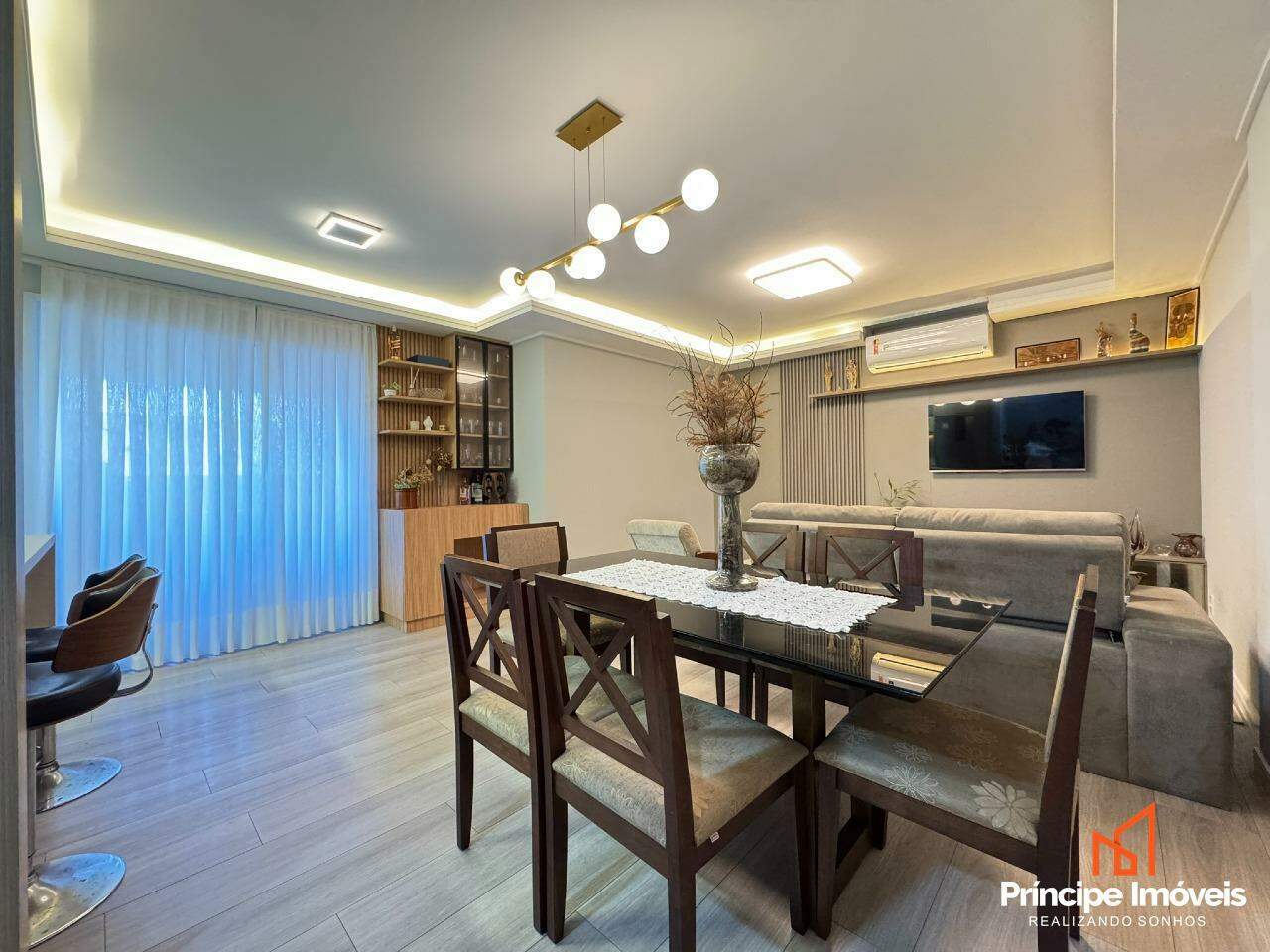 Apartamento à venda em Joinville, Centro, 3 quartos: 