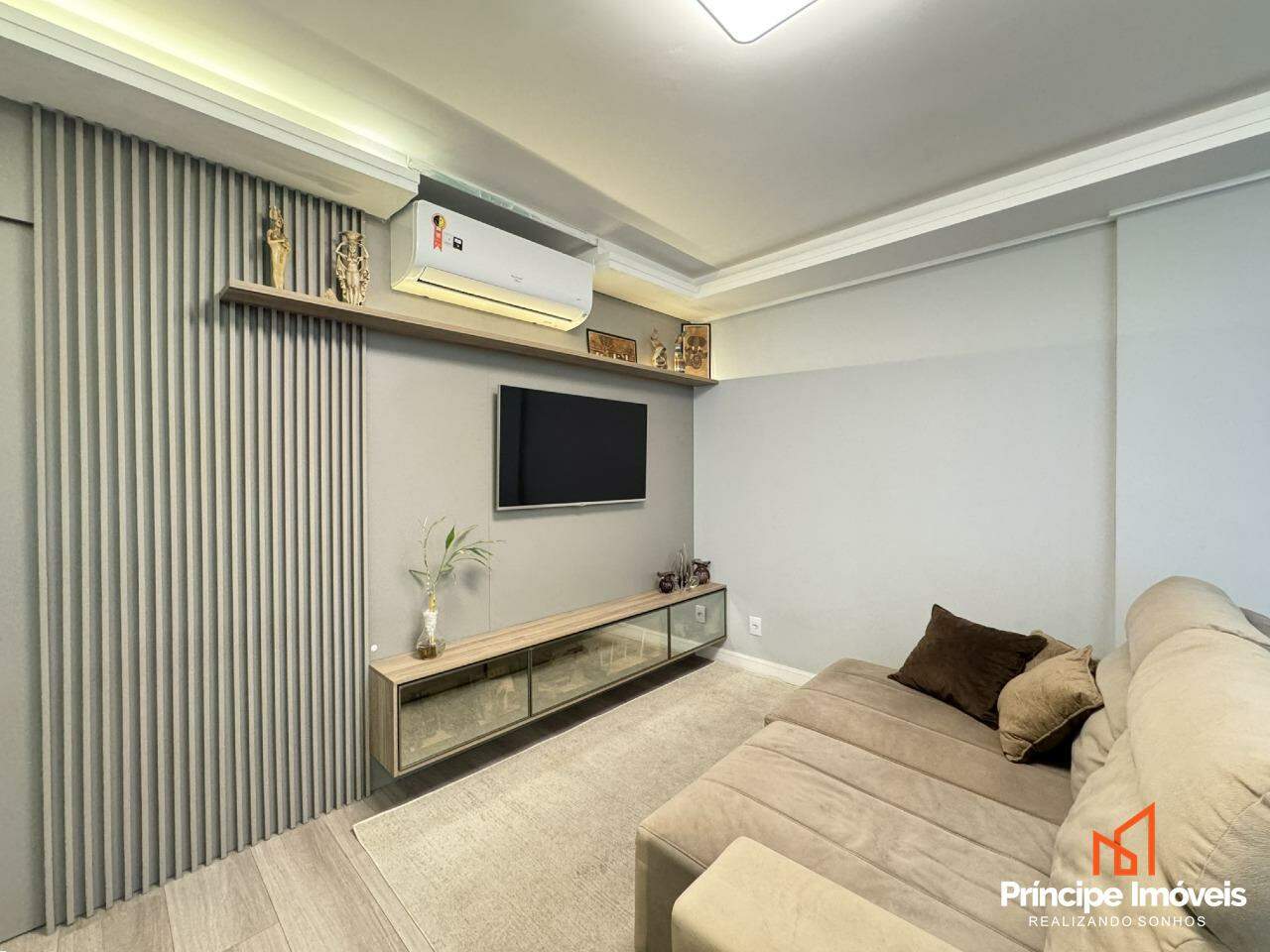 Apartamento à venda em Joinville, Centro, 3 quartos: 