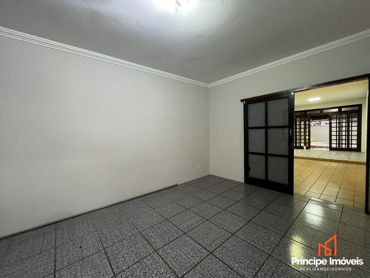 Casa à venda em Joinville, Saguaçu, 4 quartos: 