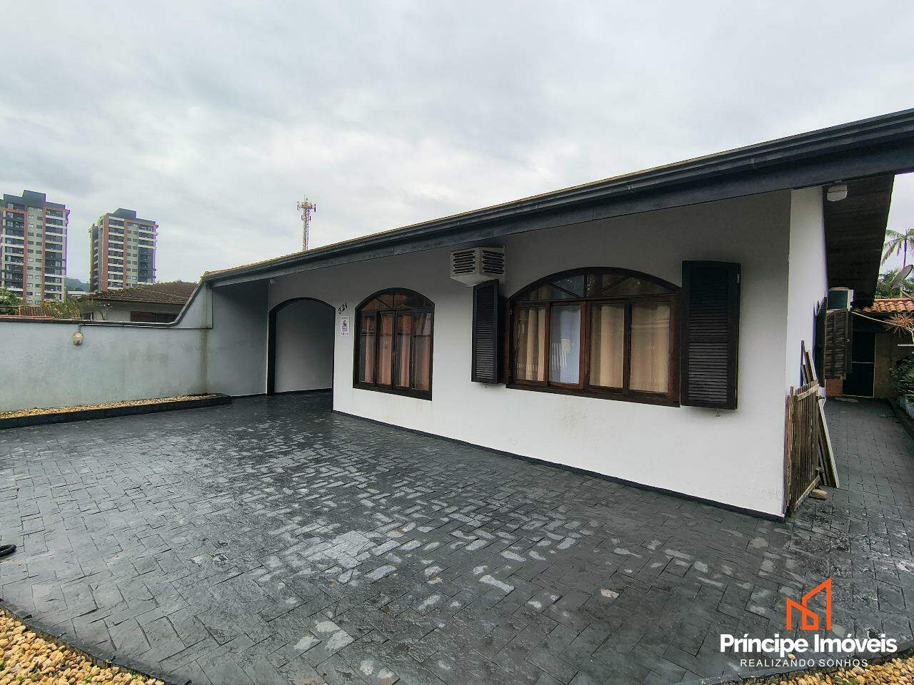 Casa à venda em Joinville, Anita Garibaldi, 4 quartos: 