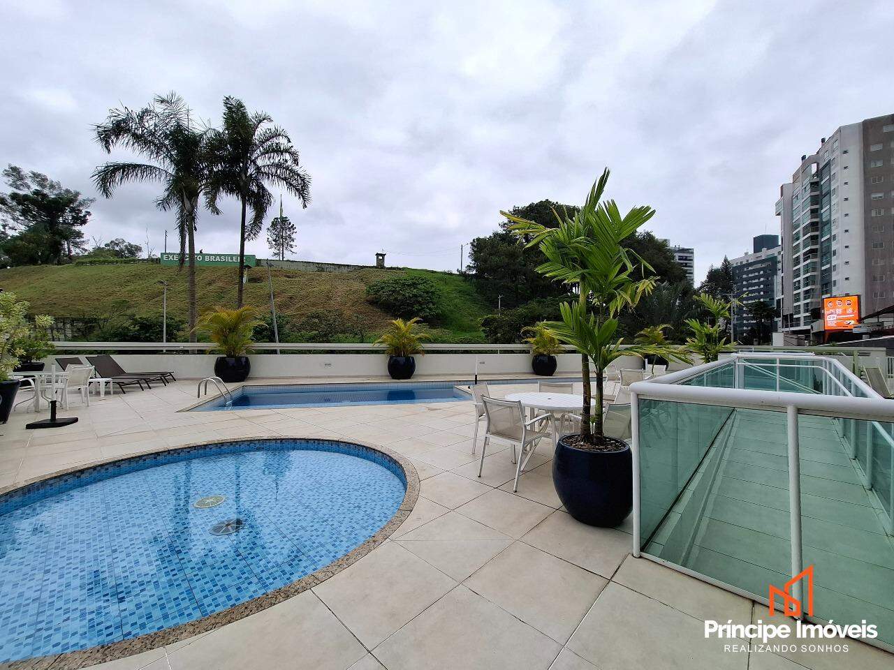 Apartamento à venda em Joinville, Atiradores, 2 quartos: 