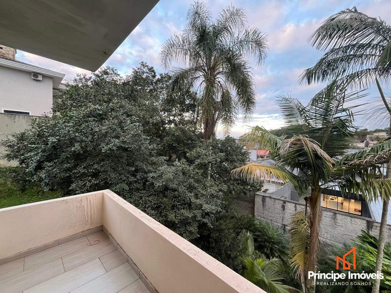 Casa à venda em Joinville, Floresta, 3 quartos: 