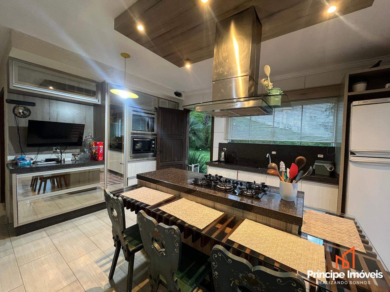 Casa à venda em Joinville, Floresta, 3 quartos: 