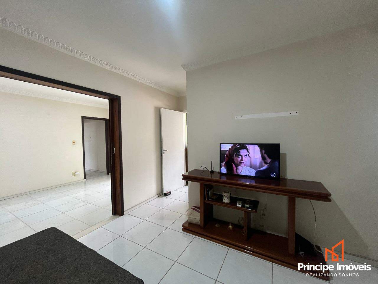Casa à venda em Joinville, Floresta, 4 quartos: 