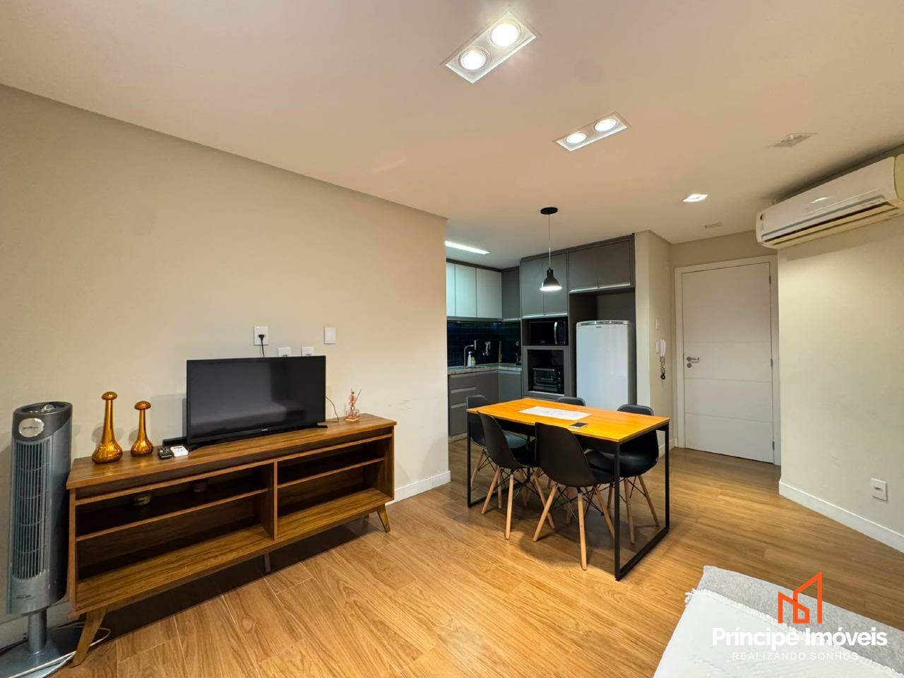 Apartamento à venda em Joinville, América, 3 quartos: 