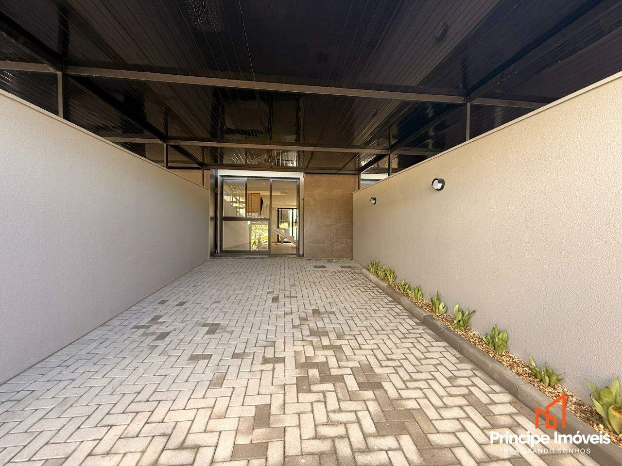 Geminado à venda em Joinville, Glória, 3 quartos: 