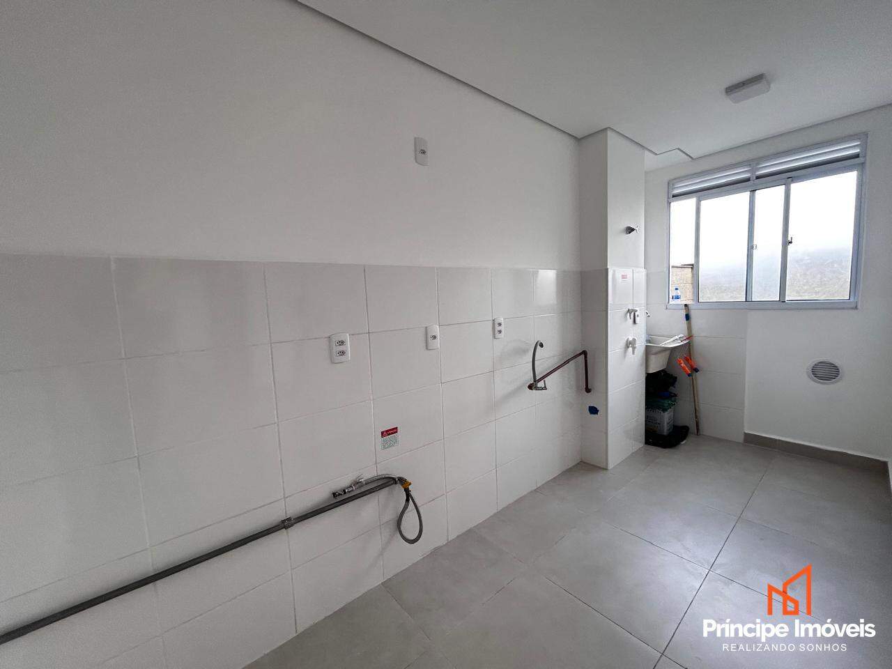 Apartamento para aluguel em Joinville, Floresta, : 