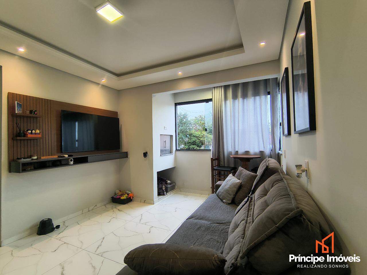 Apartamento à venda em Joinville, Guanabara, 2 quartos: 