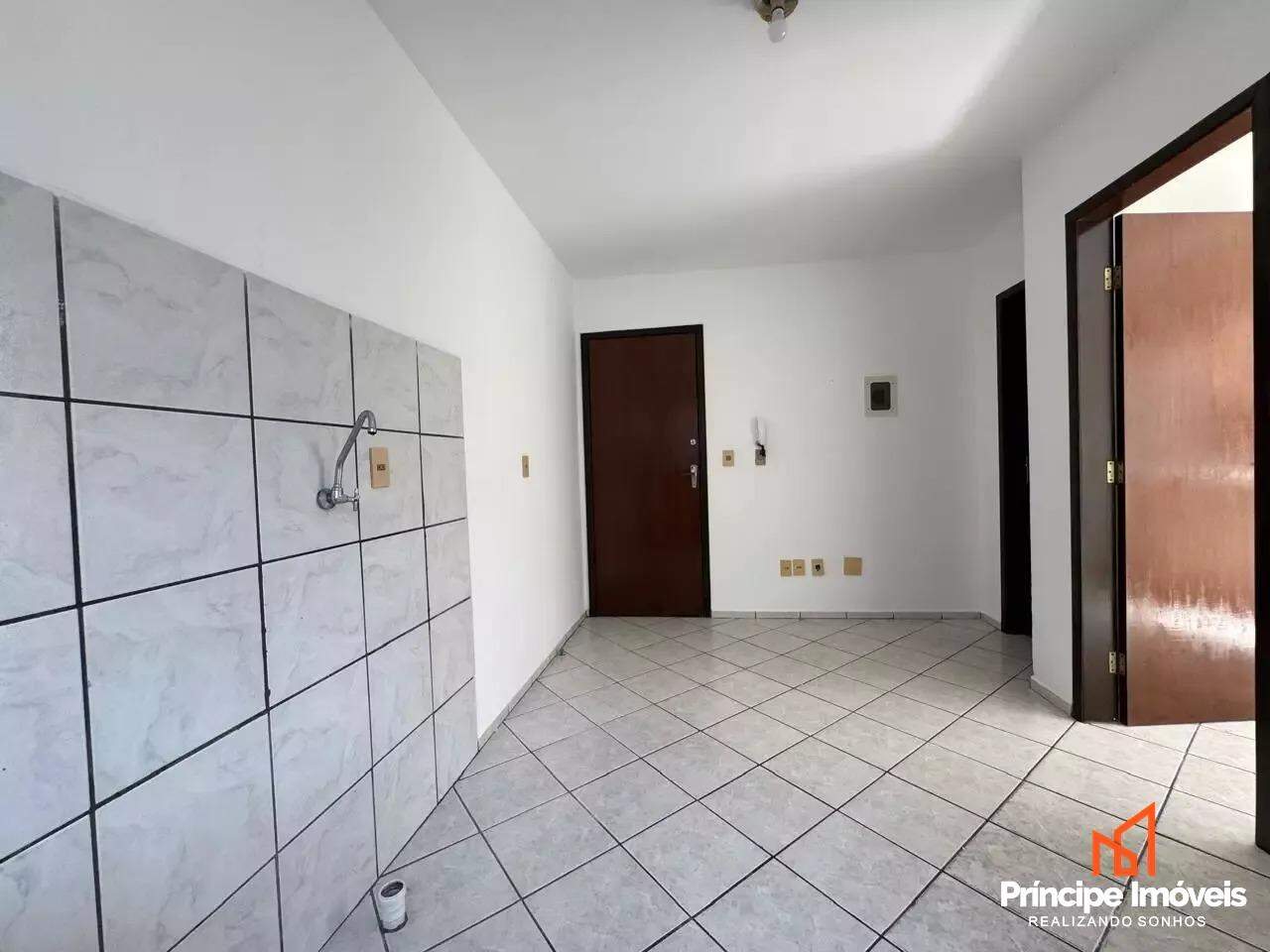 Apartamento para aluguel em Joinville, Bom Retiro, 1 quarto: 
