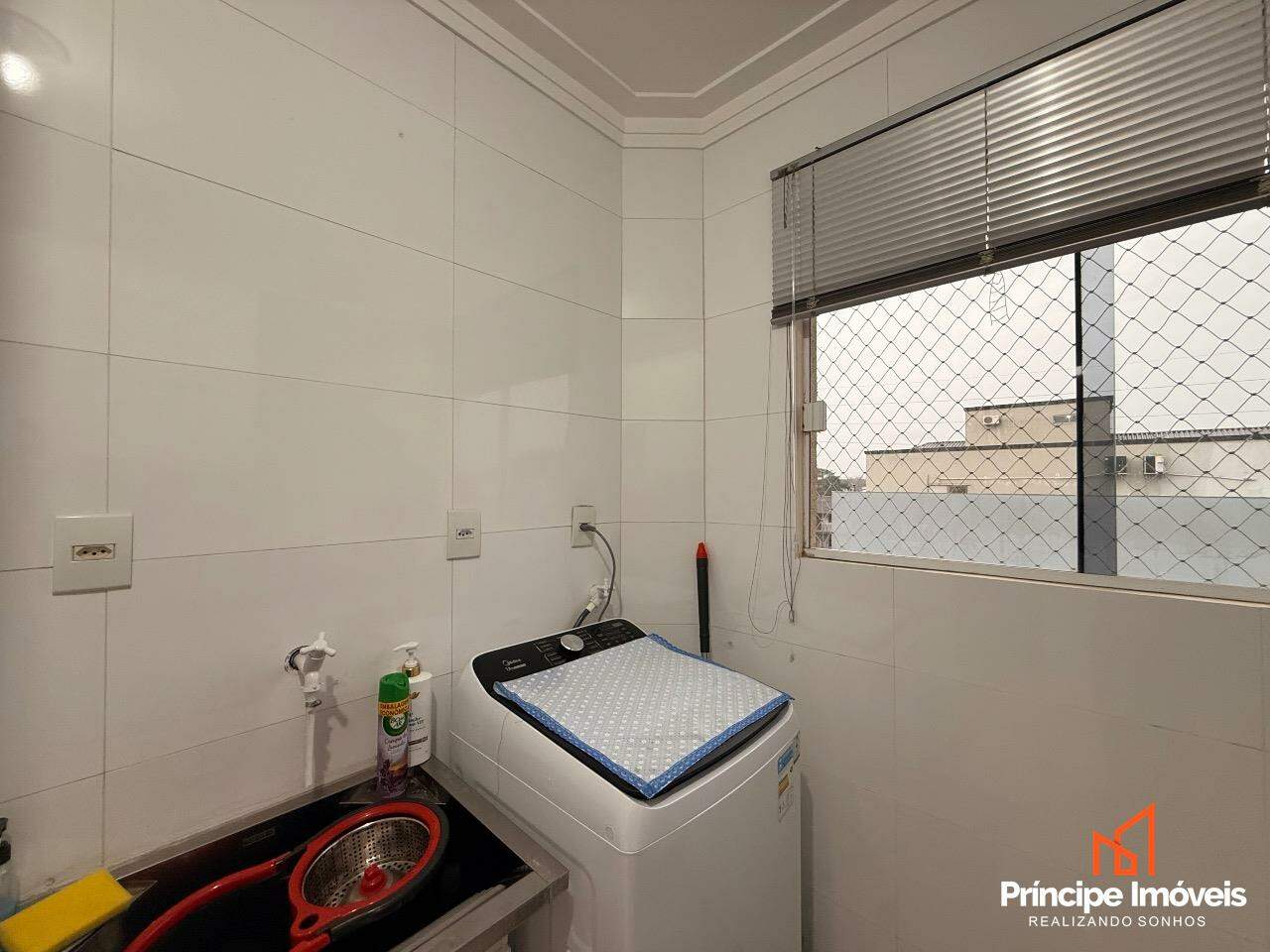 Apartamento à venda em Joinville, Guanabara, 2 quartos: 