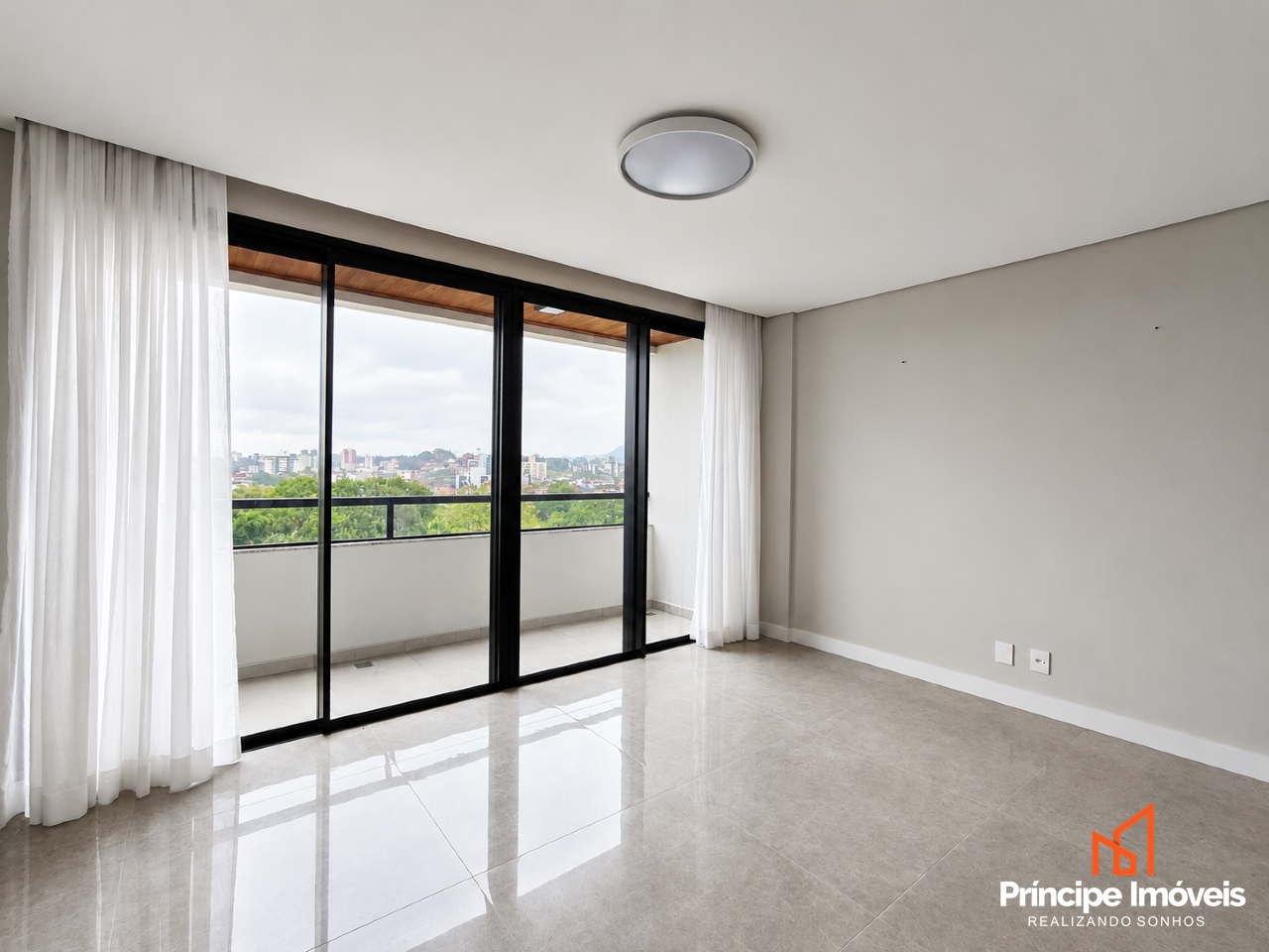 Apartamento à venda em Joinville, Saguaçu, 3 quartos: 