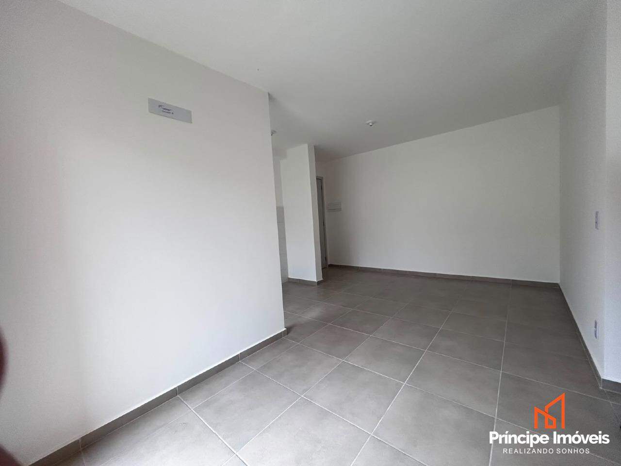 Apartamento para aluguel em Joinville, Paranaguamirim, 2 quartos: 