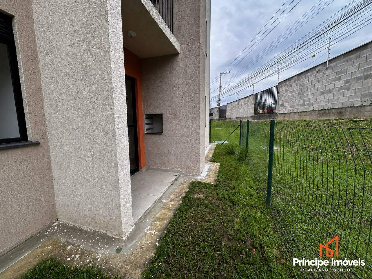 Apartamento para aluguel em Joinville, Paranaguamirim, 2 quartos: 