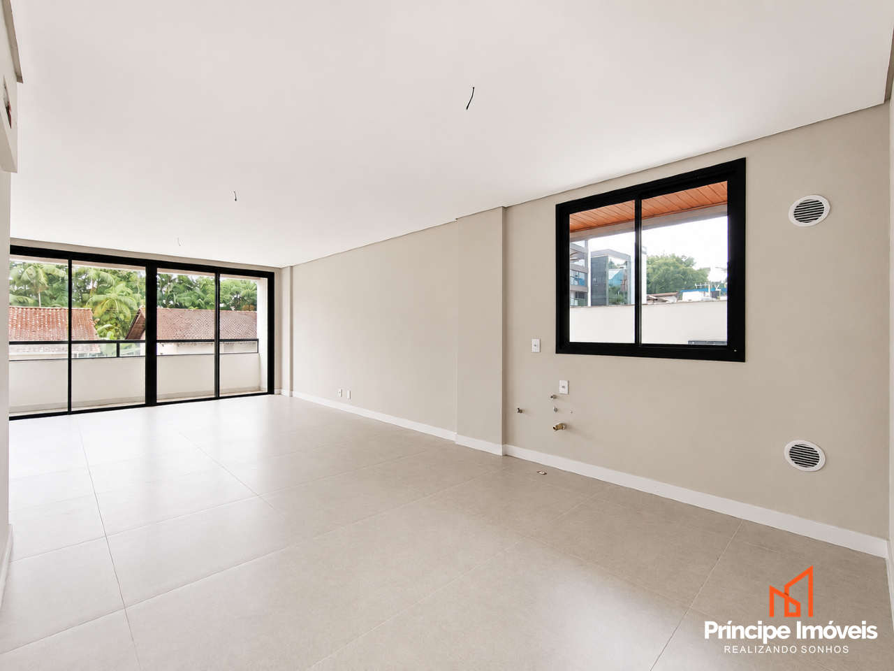Apartamento à venda em Joinville, Saguaçu, 3 quartos: 