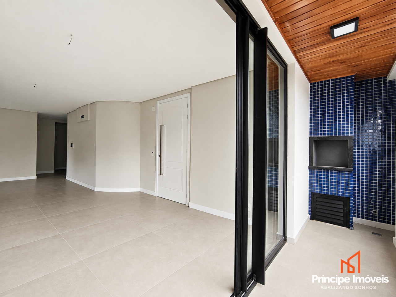 Apartamento à venda em Joinville, Saguaçu, 3 quartos: 