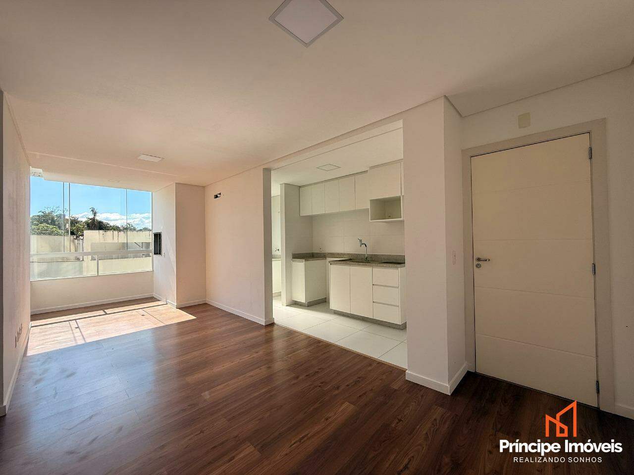 Apartamento à venda em Joinville, Saguaçu, 3 quartos: 