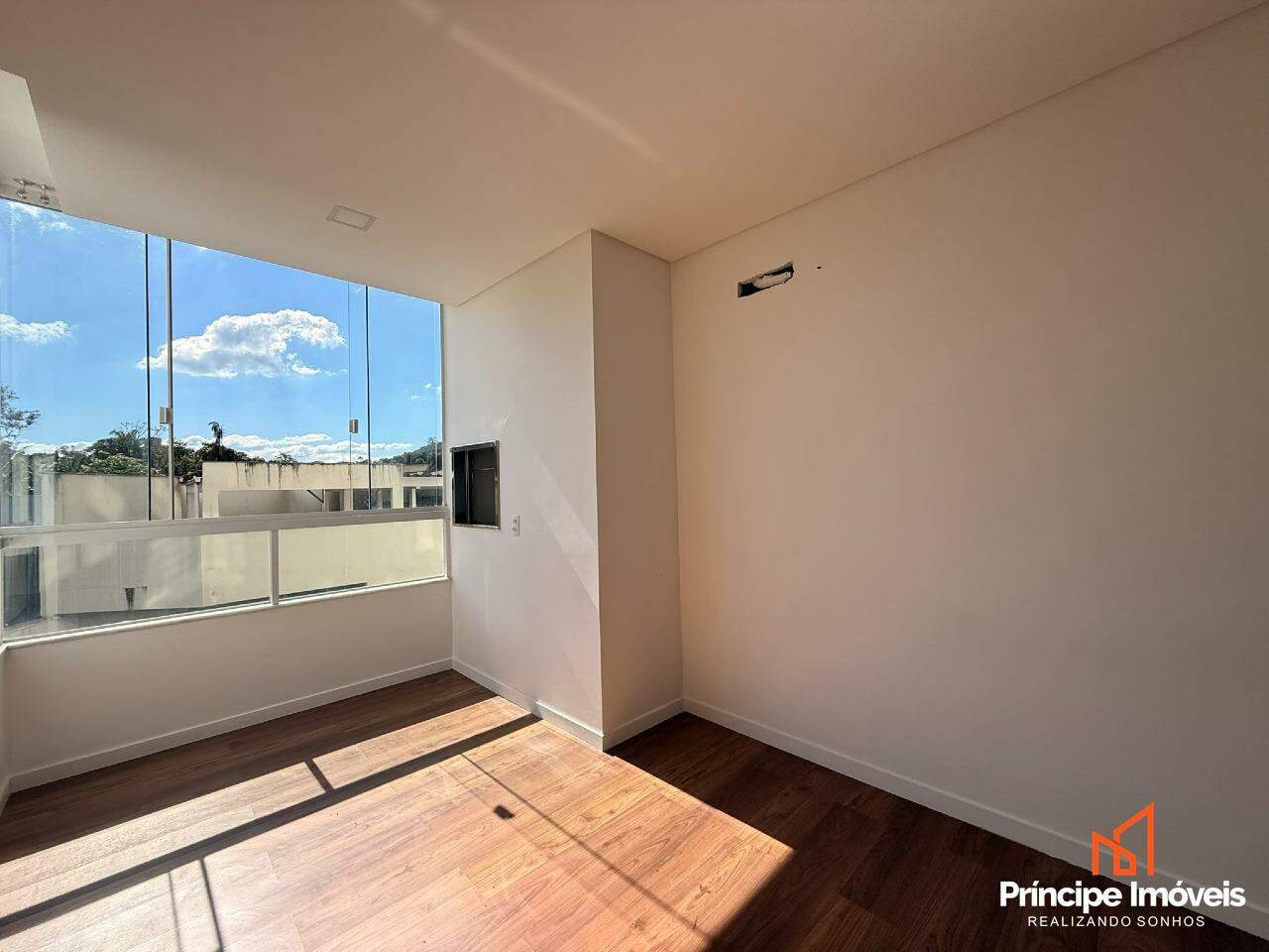 Apartamento à venda em Joinville, Saguaçu, 3 quartos: 