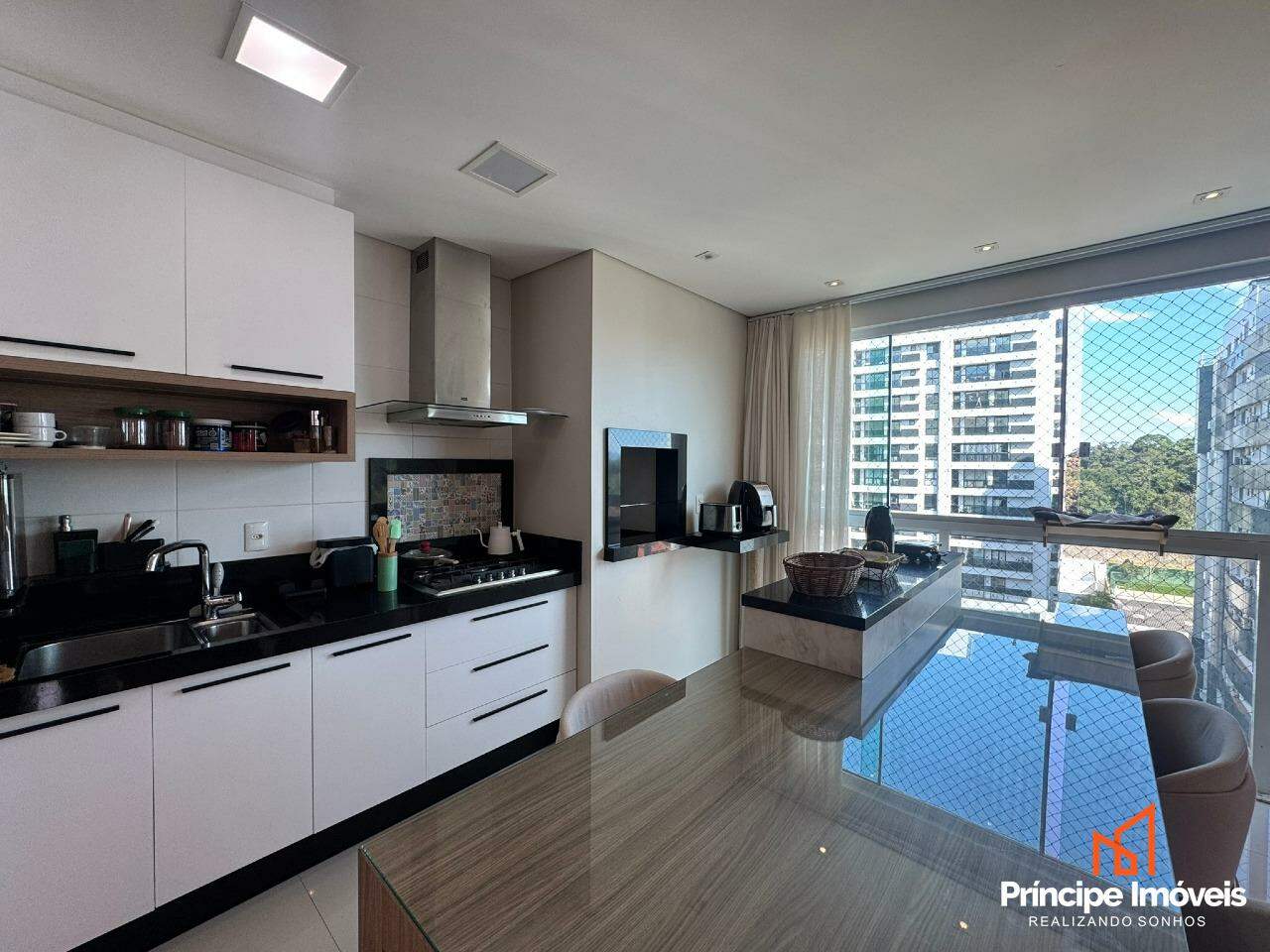Apartamento à venda em Joinville, Centro, 3 quartos: 
