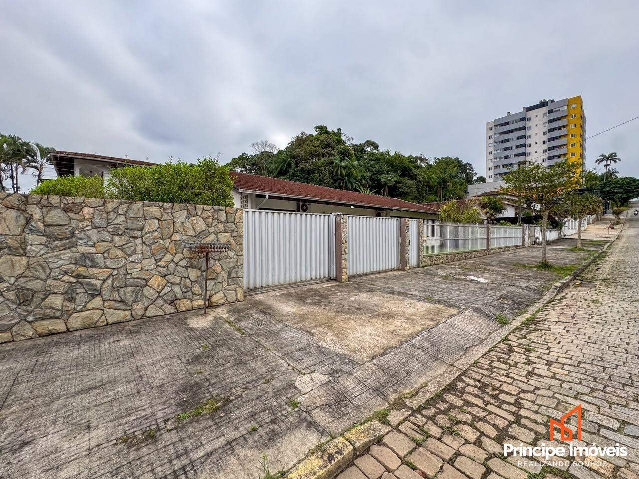 Casa à venda em Joinville, Anita Garibaldi, 4 quartos: 