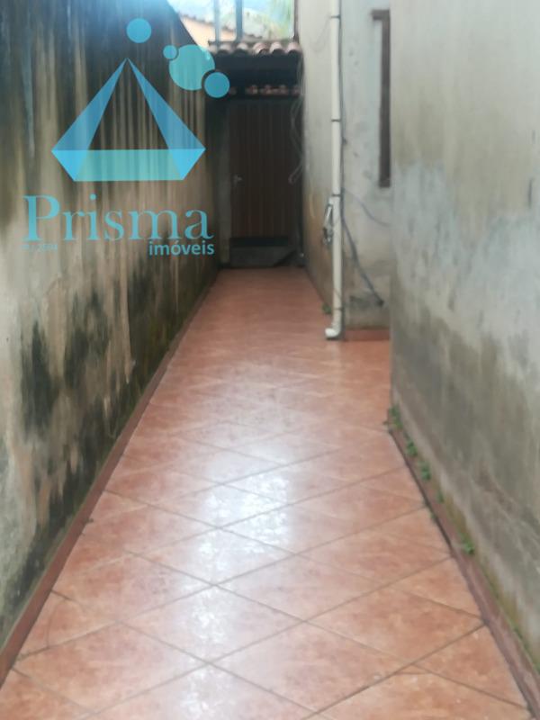 Casa à venda no São João Batista: Corredor esquerdo 