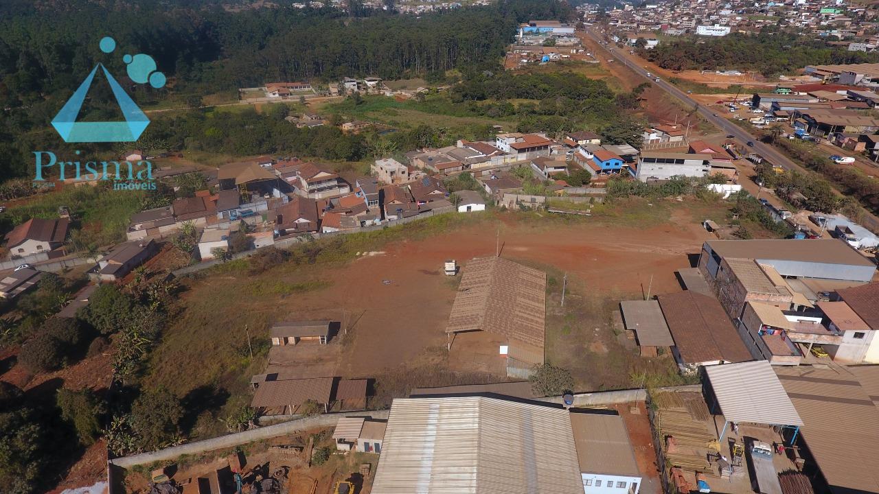 Lote/Área à venda no Varginha: 