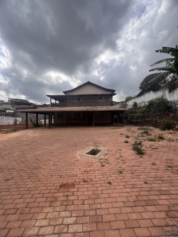 Casa à venda no Leão XIII: 