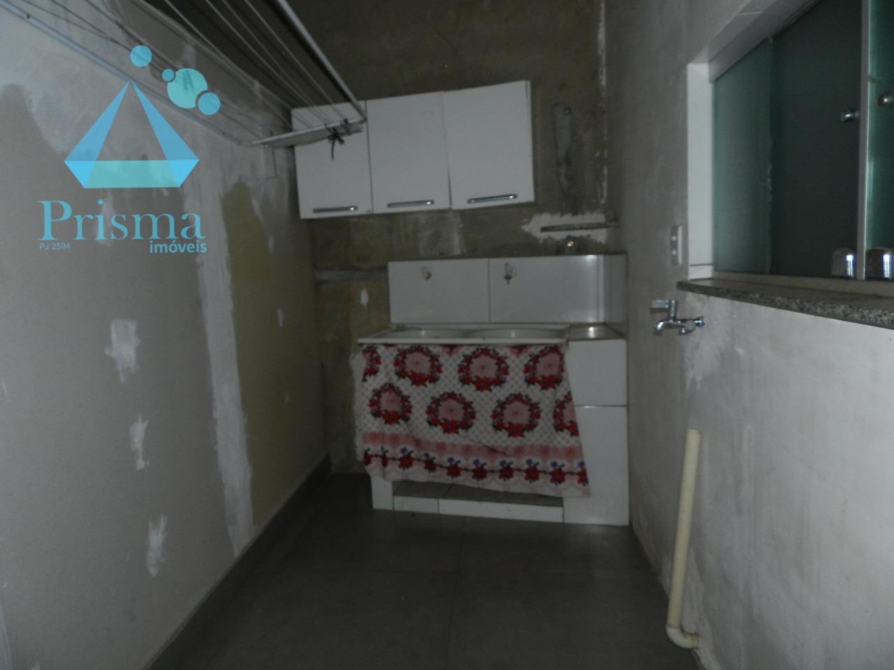 Casa para aluguel no Centro: Área de Serviço