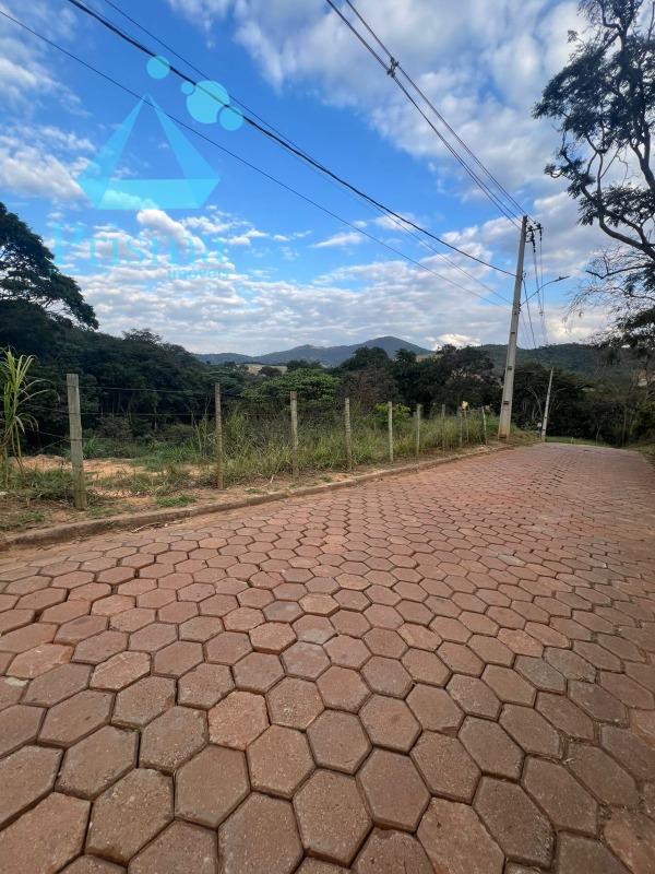 Lote à venda no Chácara II: 