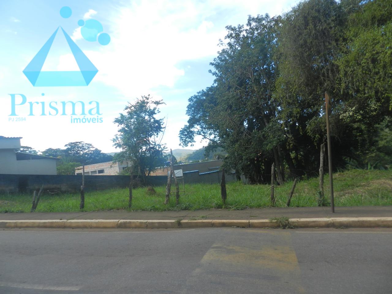 Lote/Área à venda no Capim Cheiroso: 