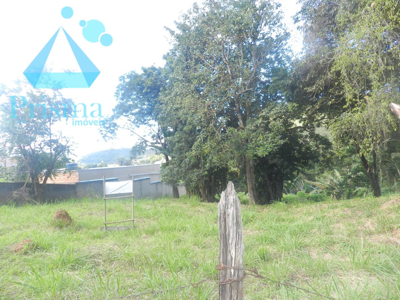 Lote/Área à venda no Capim Cheiroso: 