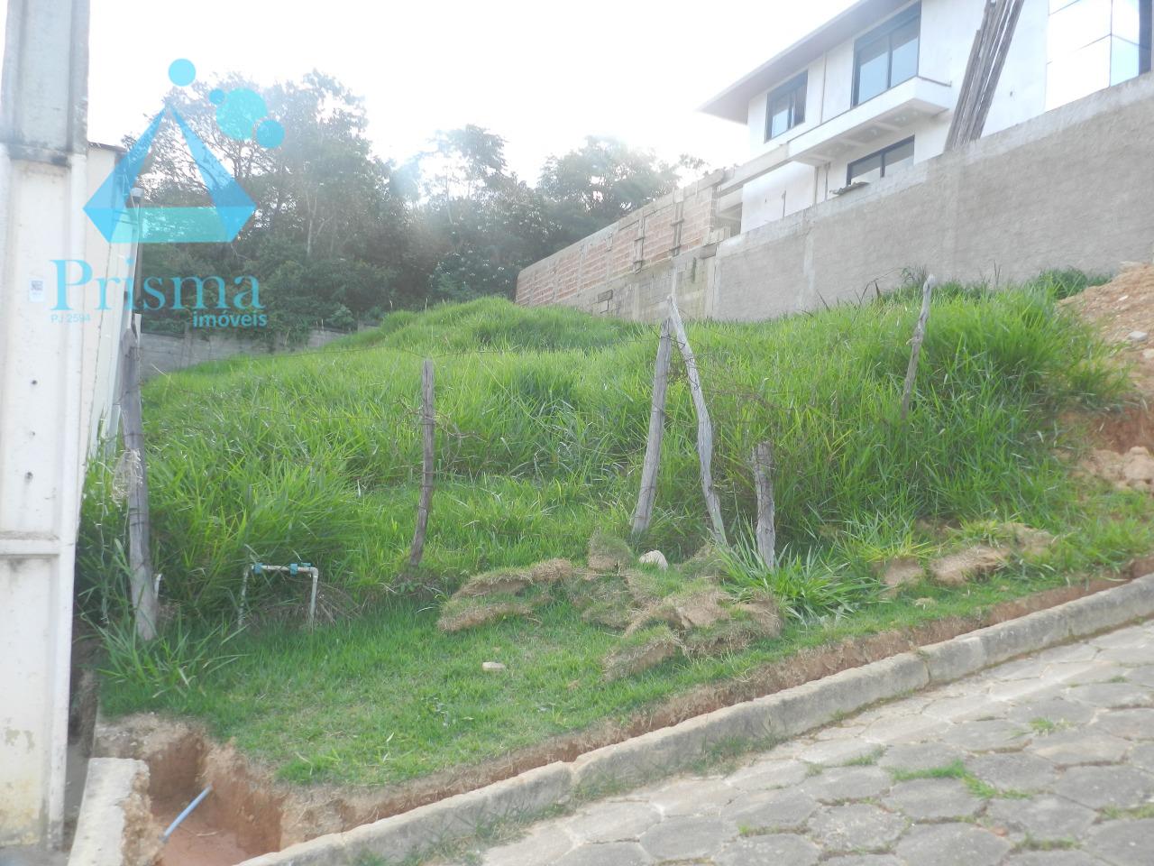 Lote à venda no Capim Cheiroso: 