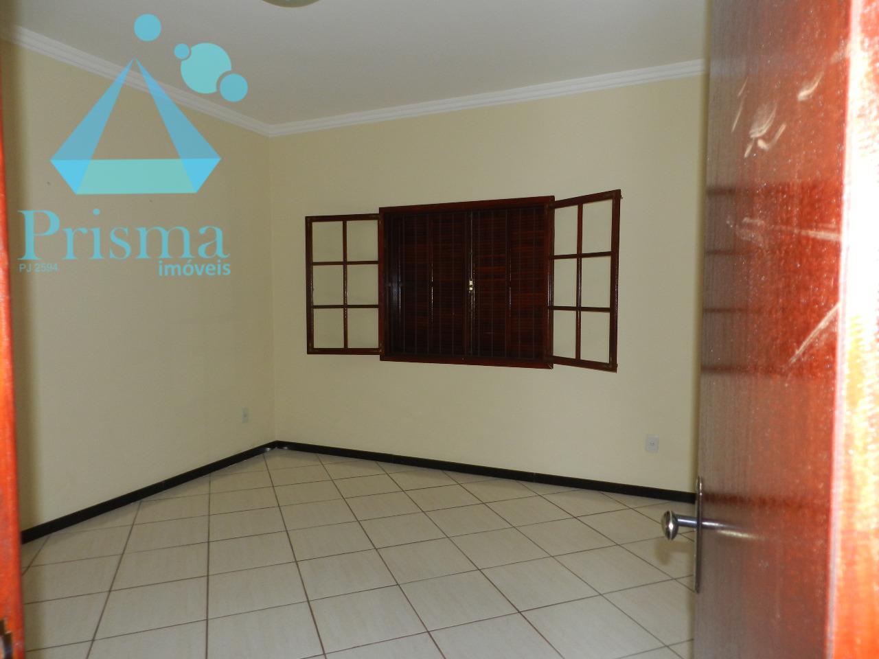 Casa à venda no Serravila: 