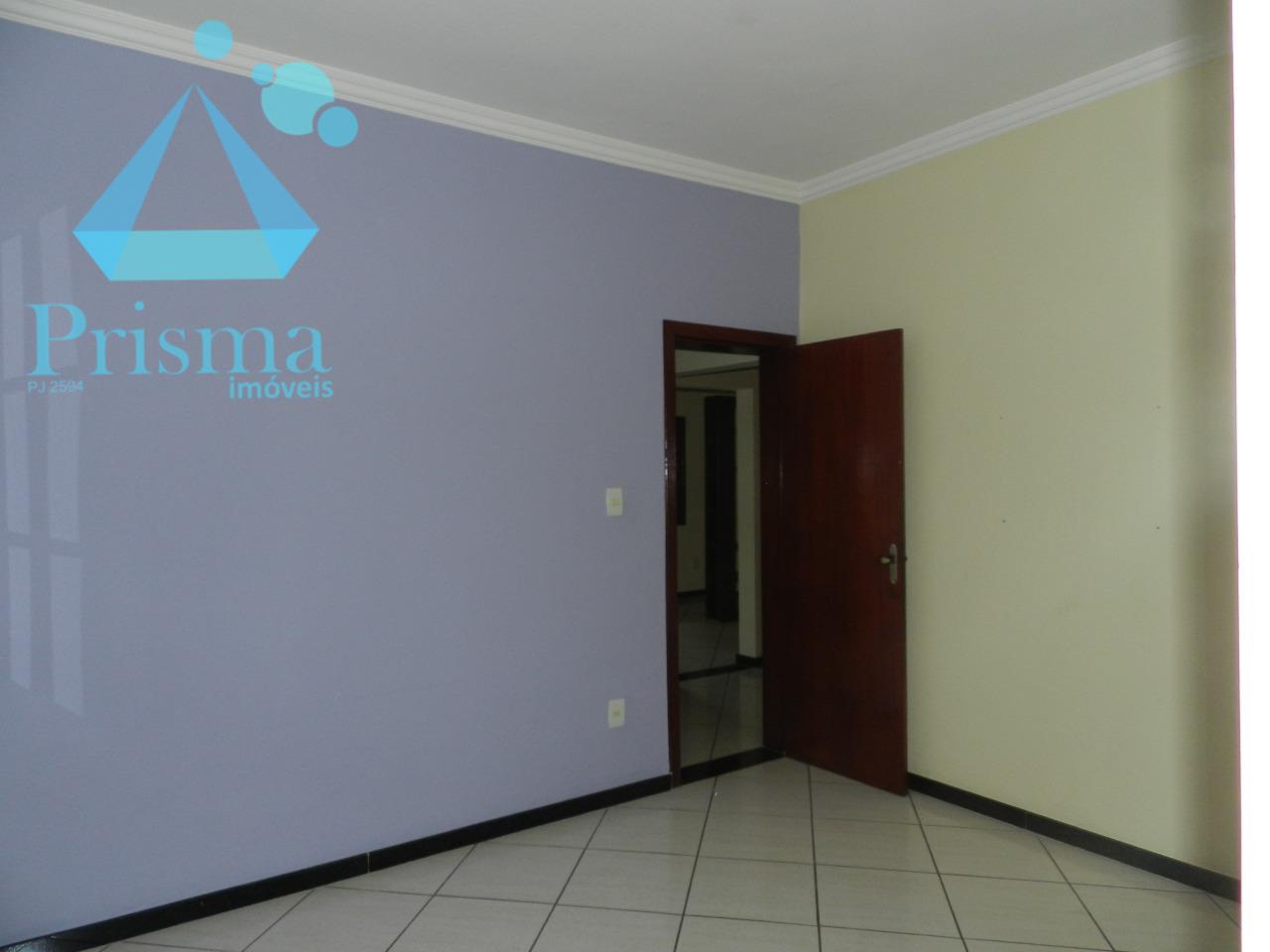 Casa à venda no Serravila: 