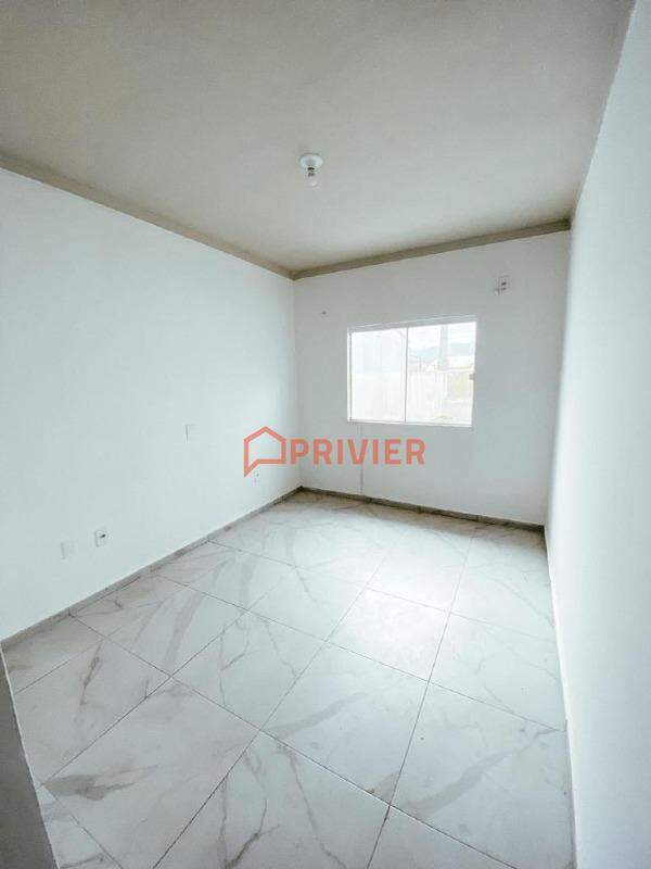 Casa de 2 quartos, 70m² no bairro Pereque, em Porto Belo | Eu Corretor