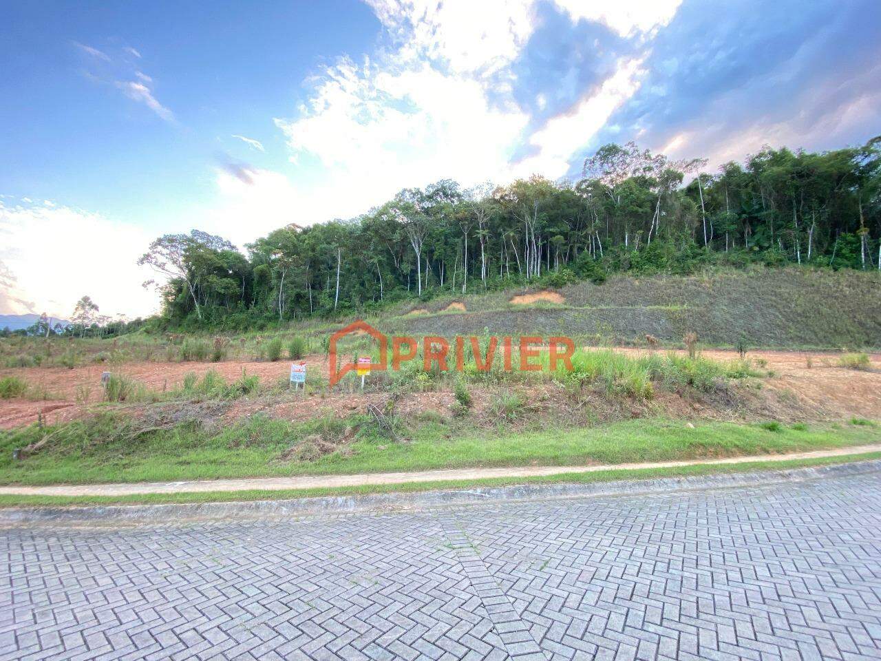 Lote/Terreno de 384m² no bairro Dom Joaquim, em Brusque | Eu Corretor