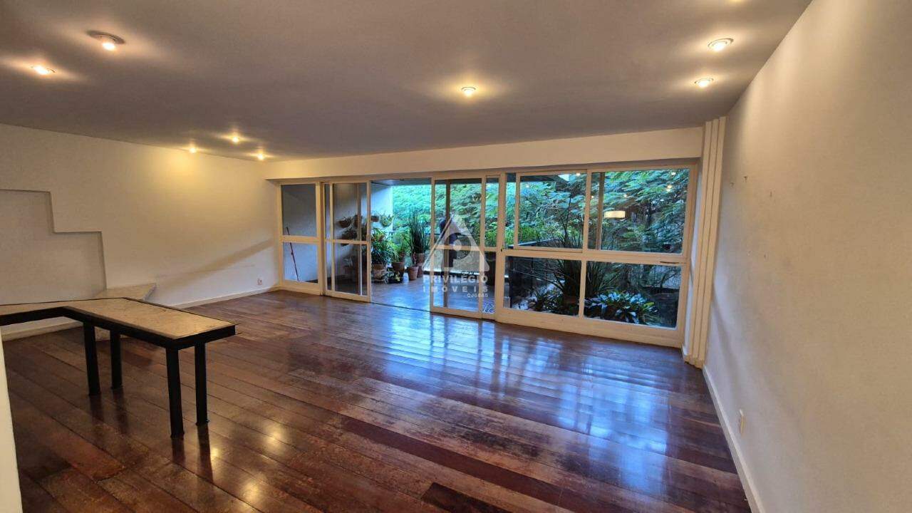 Apartamento à venda em Rua John Kennedy, BARRA DA TIJUCA — 3 quartos