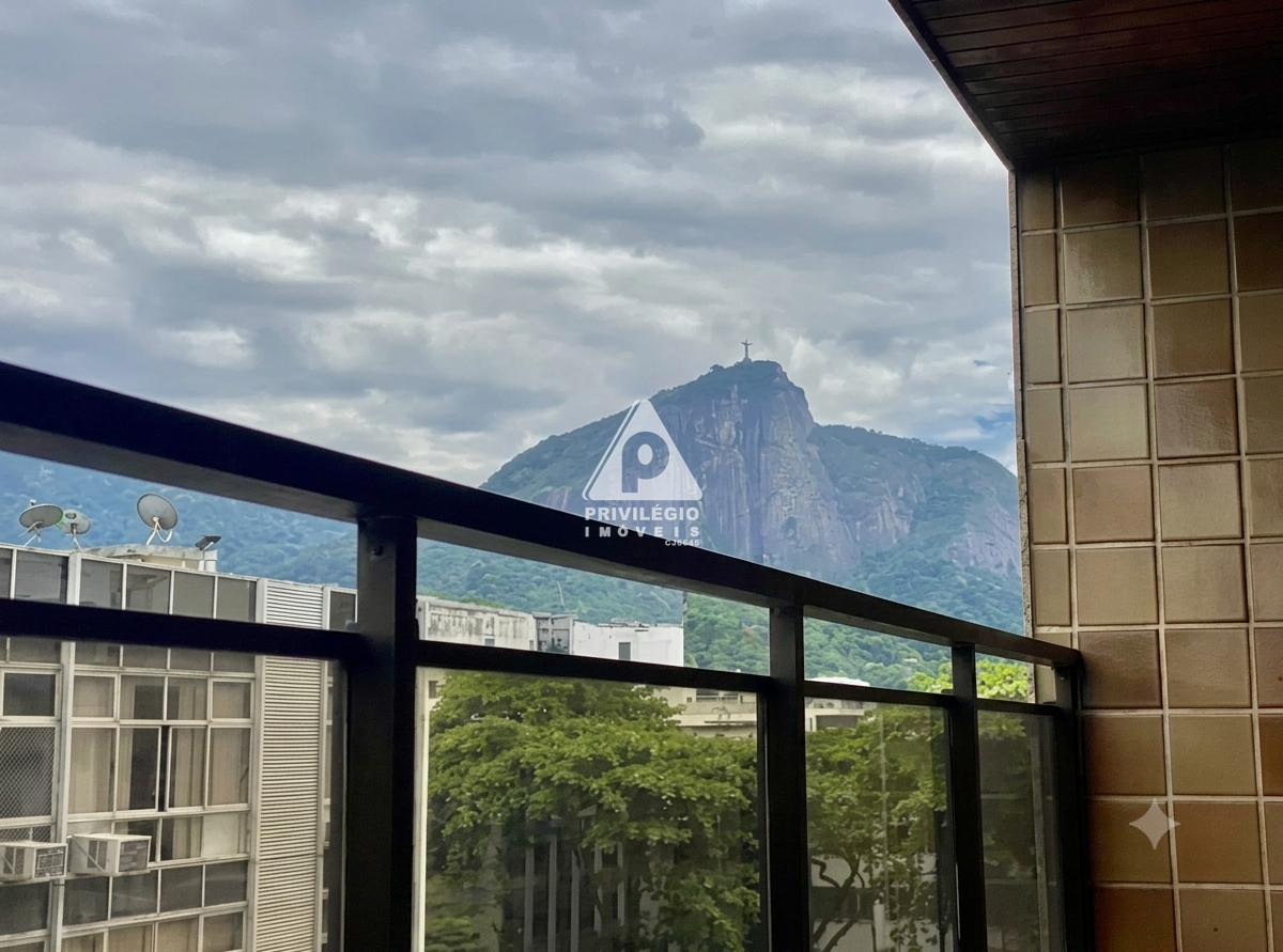 Apartamento à venda em Rua Alberto de Campos, Ipanema — 4 quartos