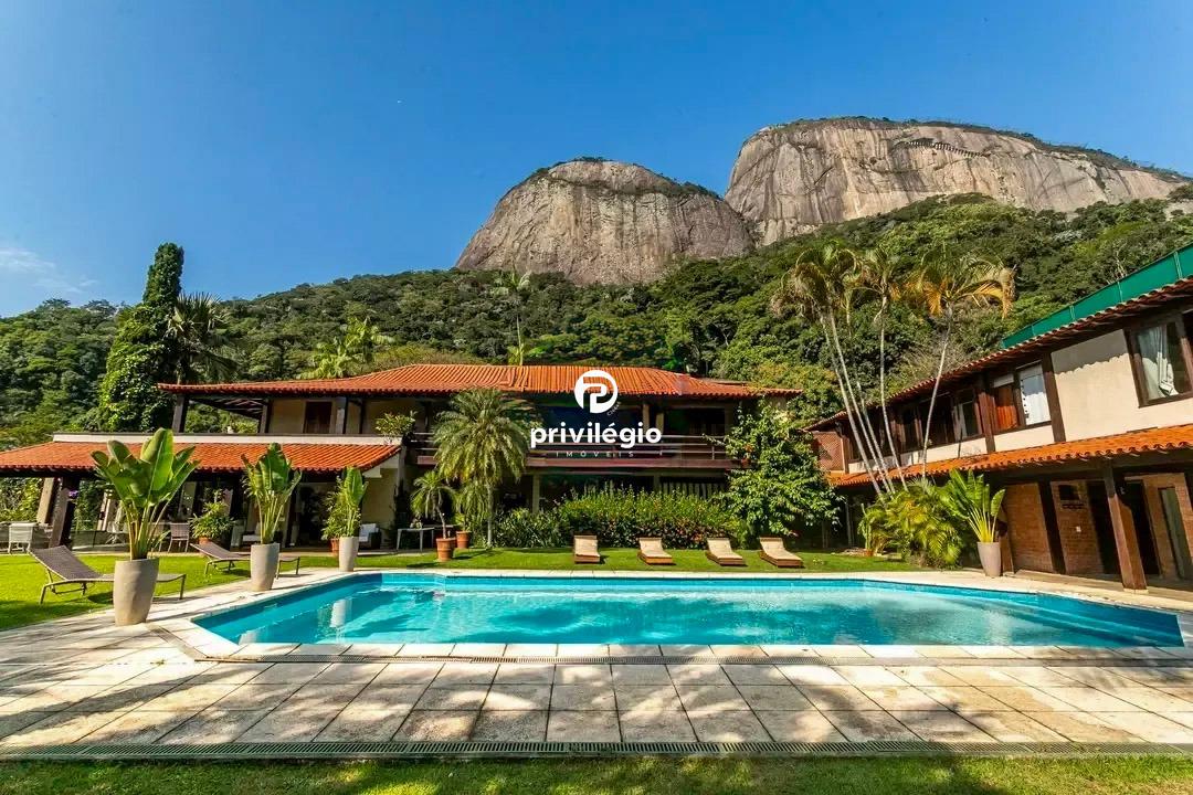Casa à venda em Rua Caio Mário, Gávea — 6 quartos