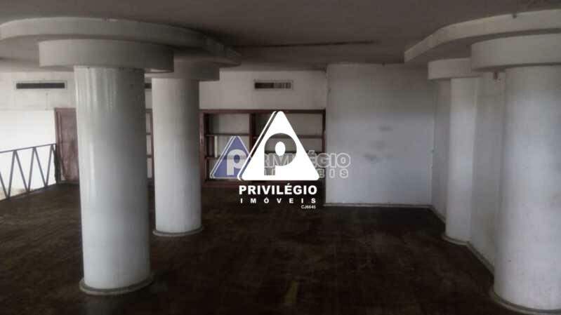 Loja à venda em Avenida Calógeras 6 * — 0 quartos