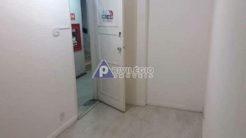 Sala à venda em Rua Santa Clara ** — 0 quartos