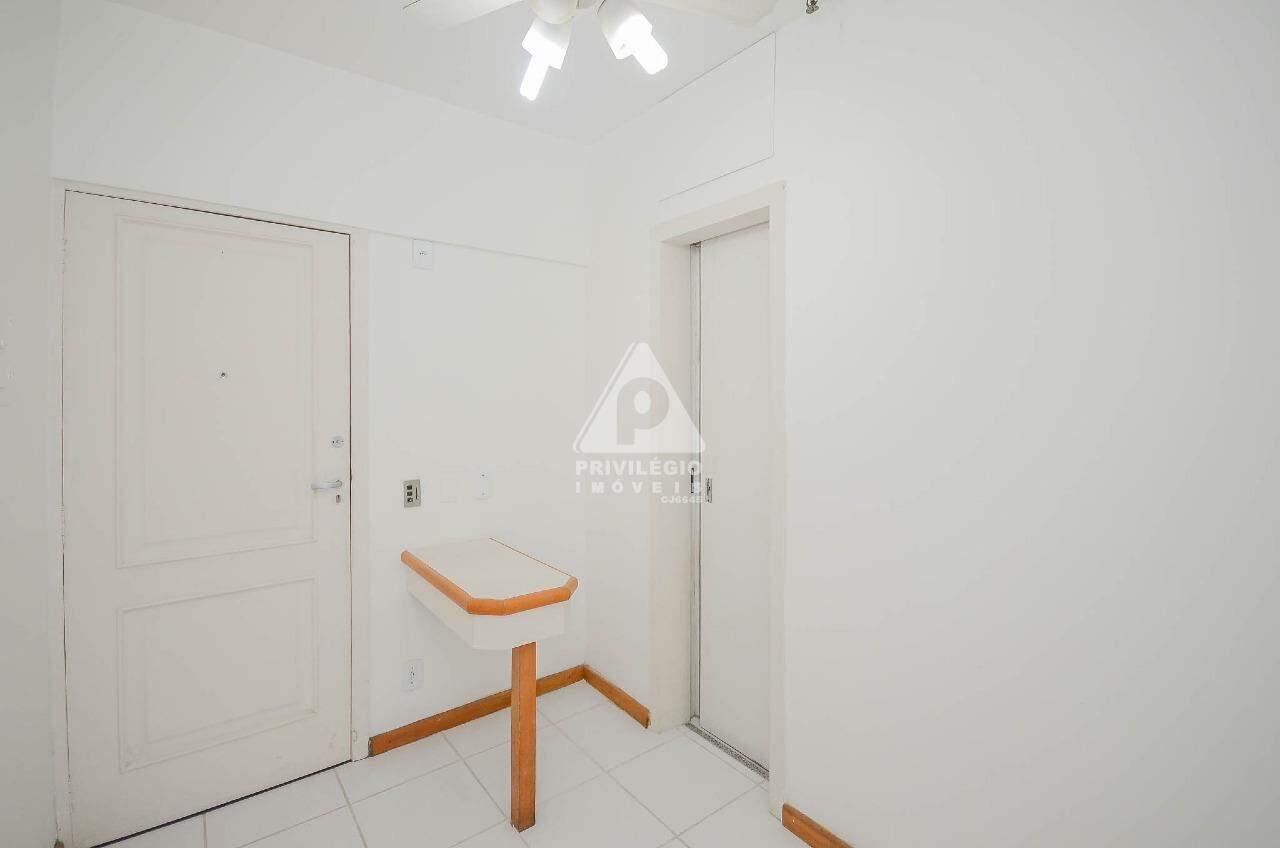 Sala à venda em Rua Visconde de Pirajá ** — 0 quartos
