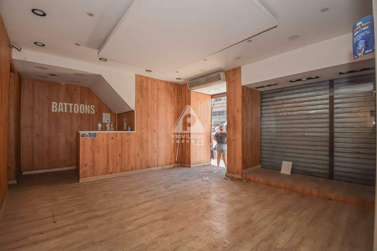 Loja à venda em Avenida Passos ** — 0 quartos