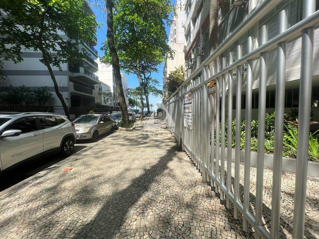 Apartamento à venda em Rua General Urquiza, Leblon — 3 quartos